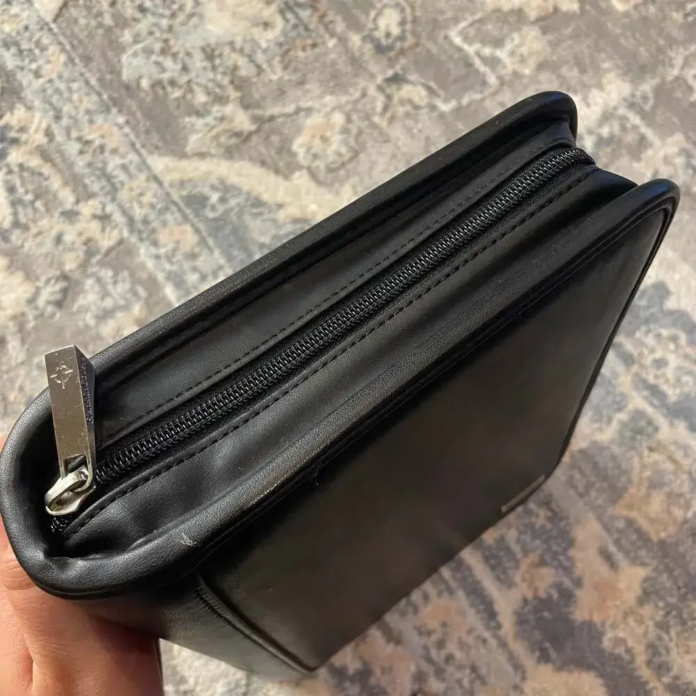Franklin Covey Black Zip-Around 7-Ring Binder Planner Organizer